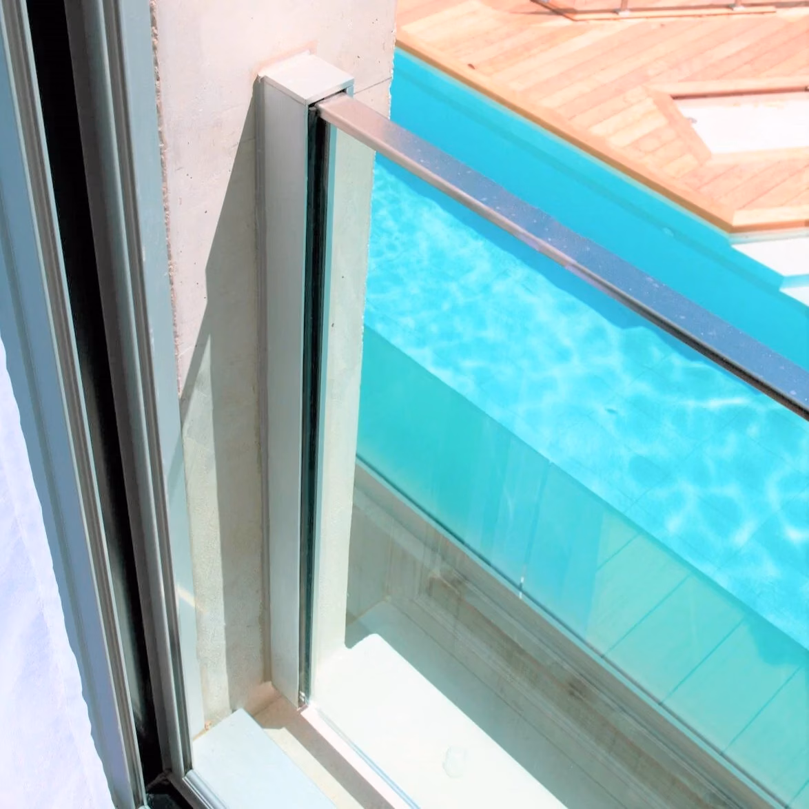 Juliet Balcony & Side Mount System (Aluminium, Anodised) - Image 3