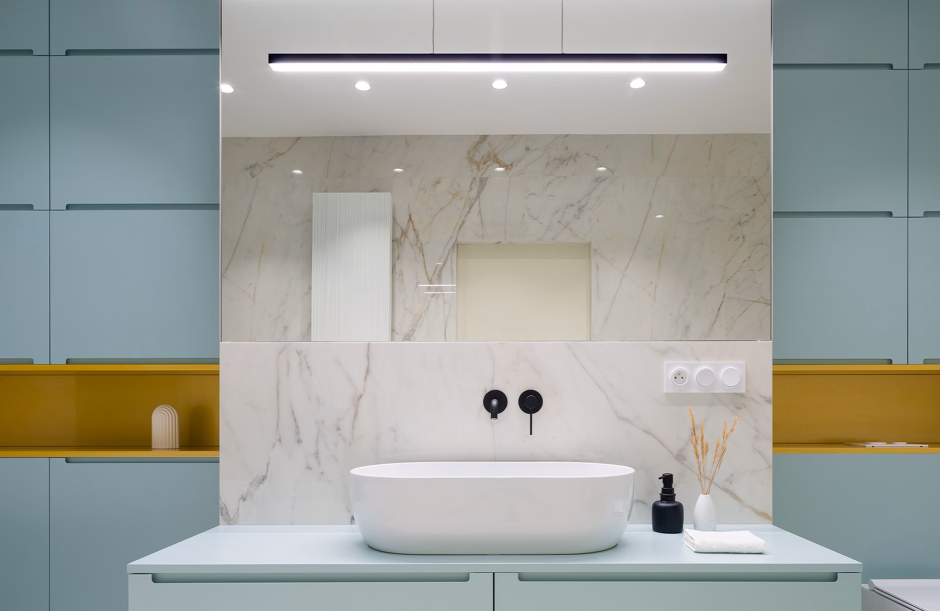 Custom Mirrors Bathroom Zoom